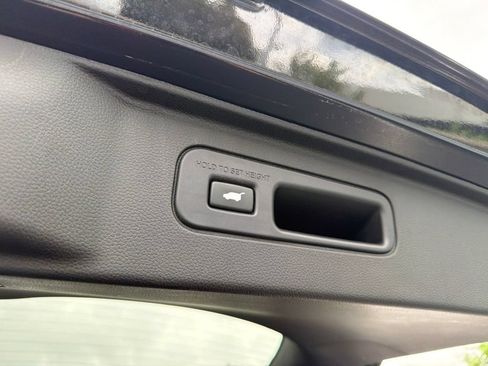Certified 2024 Honda Pilot TrailSport image 23