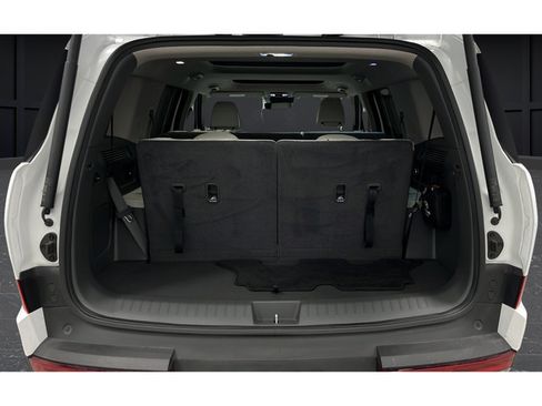 Used 2025 Hyundai Santa Fe Limited AWD/4WD image 27