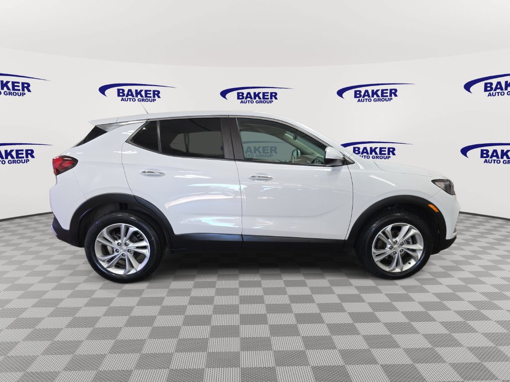 Used 2023 Buick Encore GX Preferred w/ Cold Weather Comfort Package AWD/4WD image 4