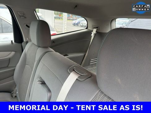Used 2017 Chevrolet Traverse LS FWD image 8