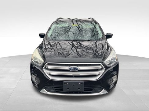 Used 2017 Ford Escape SE w/ SE Leather Comfort Package image 3