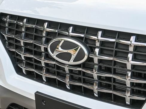 Used 2026 Hyundai Venue SEL FWD image 15