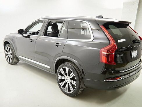 Certified 2025 Volvo XC90 T8 Ultra w/ Protection Package Premier image 6