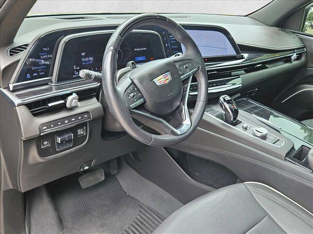 Used 2024 Cadillac Escalade Sport w/ Touring Package AWD/4WD image 9