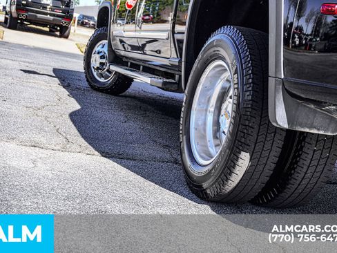 Used 2024 Chevrolet Silverado 3500 High Country image 14