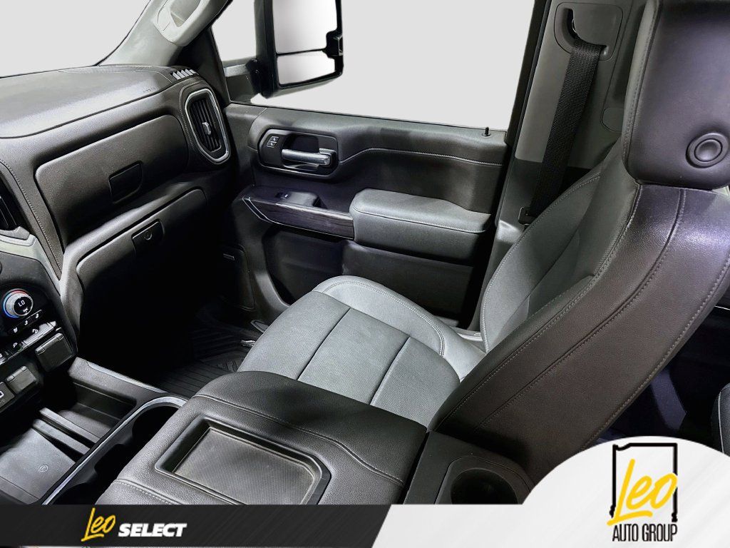 Used 2022 Chevrolet Silverado 2500 LTZ w/ LTZ Plus Package AWD/4WD image 29