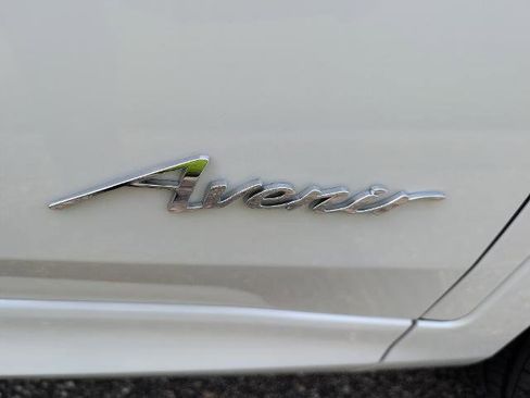 New 2025 Buick Envista Avenir image 7