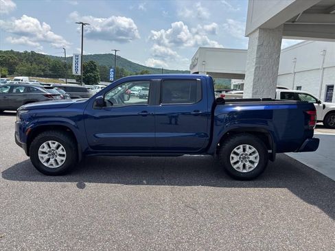 Used 2022 Nissan Frontier SV AWD/4WD image 24