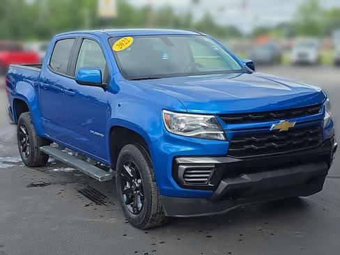 Used 2022 Chevrolet Colorado LT AWD/4WD image 9