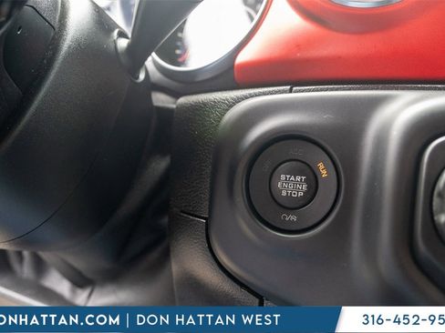 Used 2019 Jeep Wrangler Unlimited Rubicon image 12