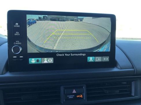 Certified 2025 Honda Pilot TrailSport image 16