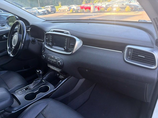 Used 2018 Kia Sorento EX w/ EX Advanced Touring Package FWD image 19