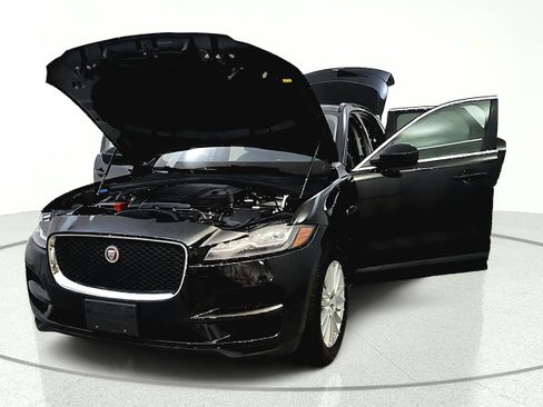 Used 2018 Jaguar F-PACE Prestige AWD/4WD image 10