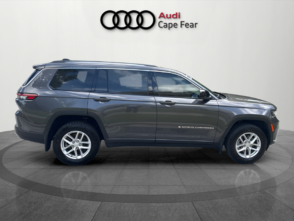 Used 2022 Jeep Grand Cherokee L Laredo w/ Luxury Tech Group I AWD/4WD image 6