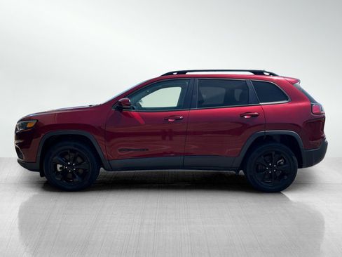 Used 2021 Jeep Cherokee Latitude Plus image 3