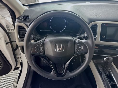 Used 2022 Honda HR-V EX image 15