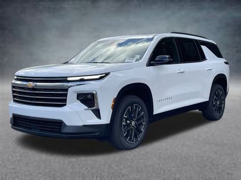 New 2026 Chevrolet Traverse LT w/ Sun and Wheel Package image 28