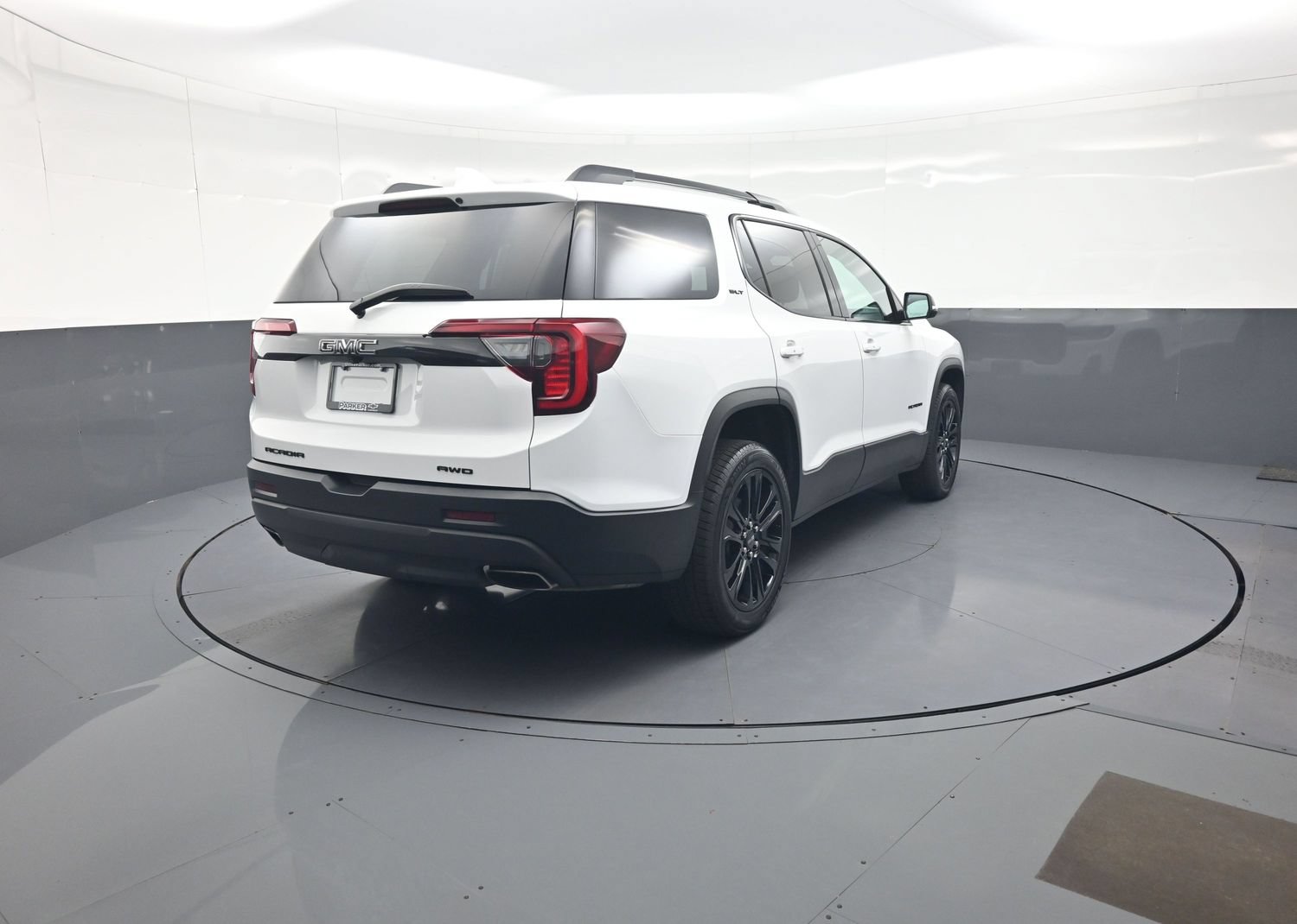 Used 2023 GMC Acadia SLT w/ Elevation Edition AWD/4WD image 3