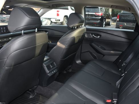 Certified 2024 Honda Accord EX-L image 17