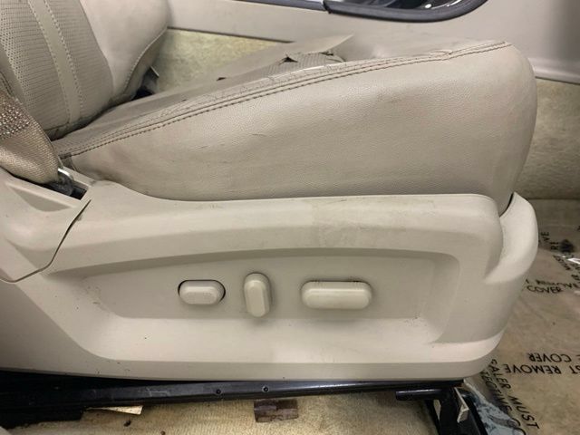 Used 2013 Lincoln MKX FWD image 18