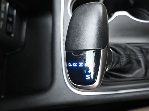 Used 2019 Dodge Durango SXT image 15