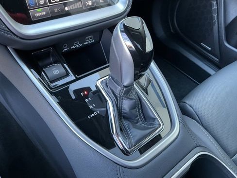 Used 2025 Subaru Outback Touring image 21