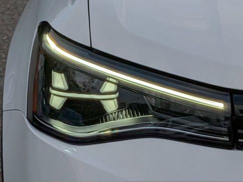 New 2026 Volkswagen Taos S image 9