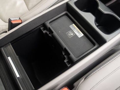 Used 2023 Honda Odyssey Elite image 49