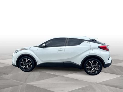 Used 2021 Toyota C-HR XLE FWD image 5