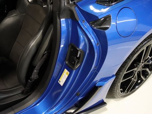 Used 2016 Chevrolet Corvette Stingray Coupe w/ Carbon Flash Badge Package image 39