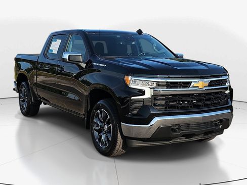 Used 2023 Chevrolet Silverado 1500 LT AWD/4WD image 2