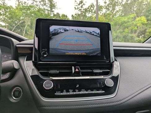 Used 2024 Toyota Corolla SE FWD image 20