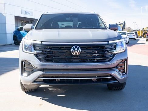 New 2026 Volkswagen Atlas Cross Sport SEL Premium R-Line image 9