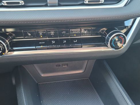 New 2026 Chevrolet Equinox LT image 22