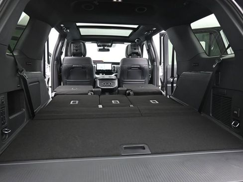 New 2026 Ford Expedition Platinum image 25