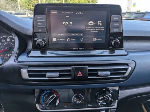 Used 2021 Kia Seltos S FWD image 14