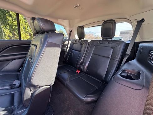 Used 2025 Lincoln Aviator Reserve w/ Equipment Group 201A AWD/4WD image 31