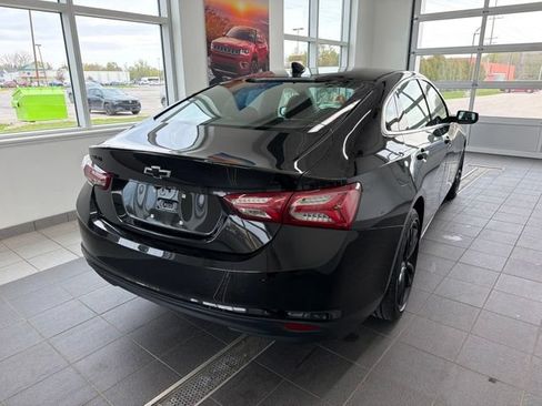 Used 2023 Chevrolet Malibu LT w/ Midnight Edition FWD image 5