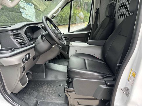 New 2025 Ford Transit 250 148 Medium Roof w/ Load Area Protection Package RWD image 9