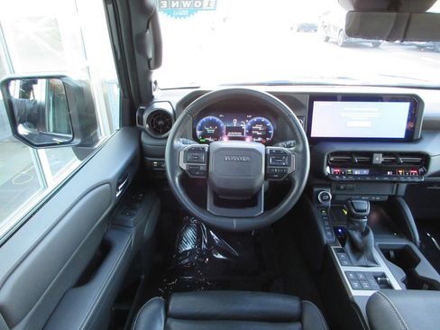 Used 2024 Toyota Land Cruiser image 33