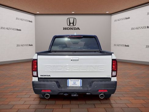 Used 2026 Honda Ridgeline Black Edition image 11