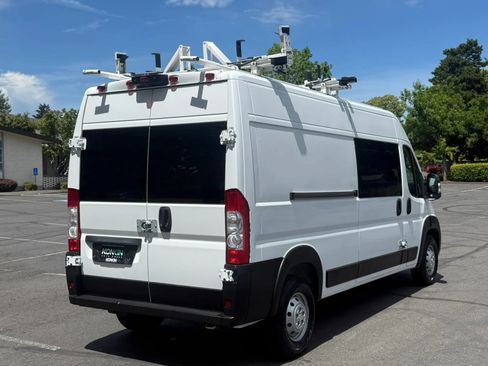 Used 2023 RAM ProMaster 2500 FWD image 6