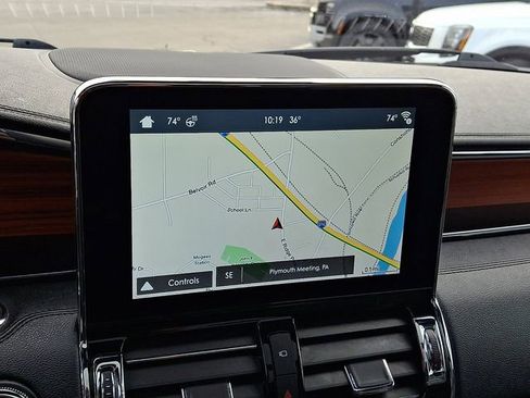 Used 2019 Lincoln Navigator L Reserve image 18