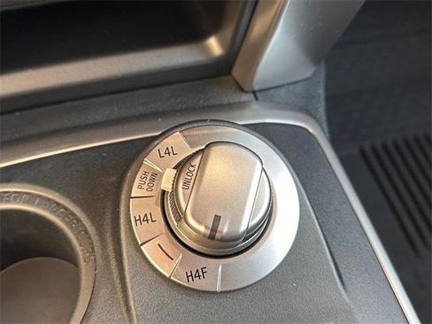 Certified 2022 Toyota 4Runner Limited image 24