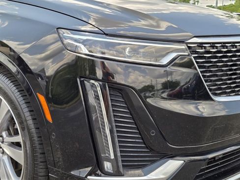 Used 2023 Cadillac XT6 Premium Luxury w/ Platinum Package AWD/4WD image 46