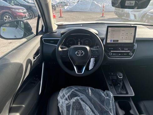 New 2026 Toyota Corolla Cross XLE image 11