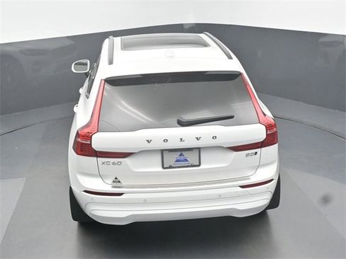 Used 2023 Volvo XC60 B5 Core w/ Climate Package image 42