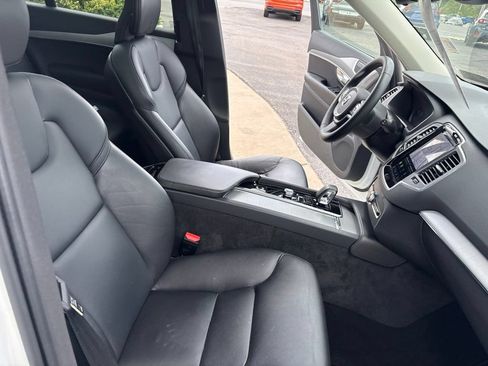 Certified 2023 Volvo XC90 B5 Core w/ Climate Package AWD/4WD image 35