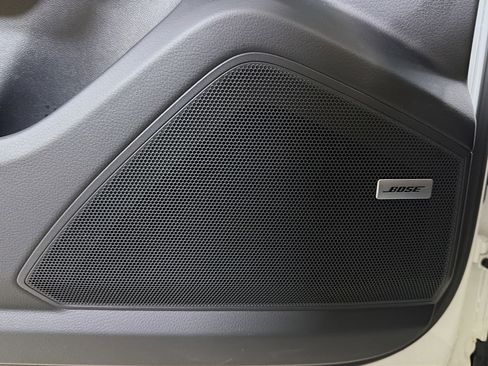 Used 2025 Porsche Cayenne image 24