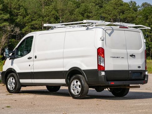 Used 2020 Ford Transit 250 Low Roof RWD image 8